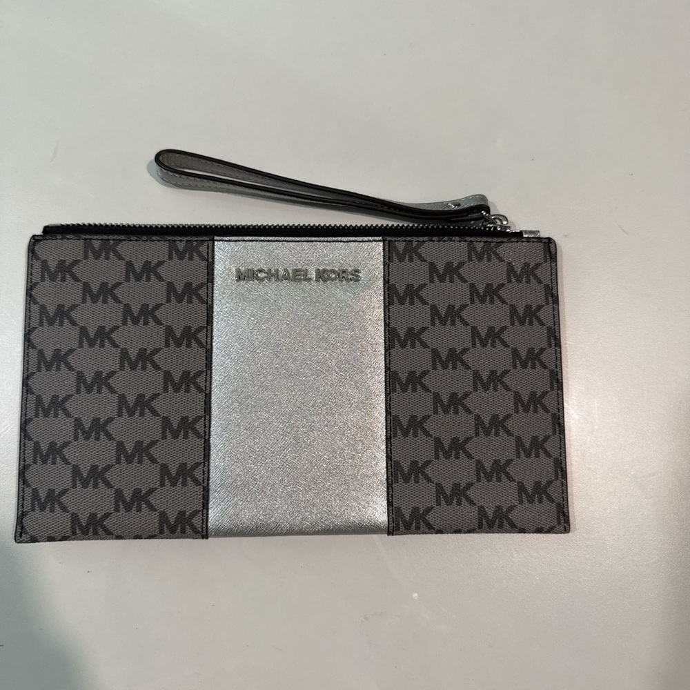 Michael Kors Black and Silver Wristlet